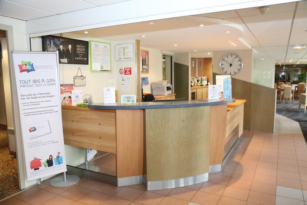 Отель Ibis Styles Orleans Ла-Шапель-Сен-Мемен Экстерьер фото